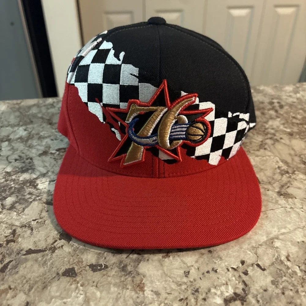 Mitchell & Ness Philadelphia 76ers Checkered Snapback Hat 2018 VGUC
